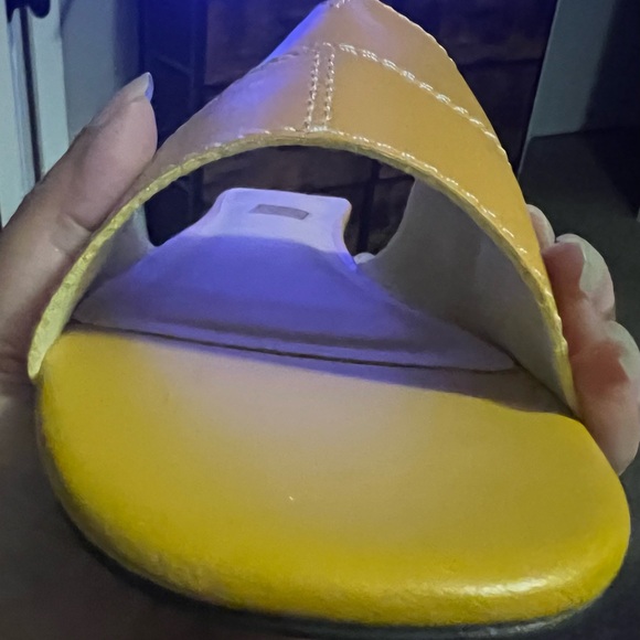 Sandals - Picture 2 of 2